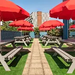Ibis Budget Porte D'aubervilliers Hotel 2*