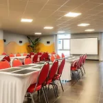 Ibis Budget Porte D'aubervilliers Hotel 2*