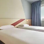 Ibis Budget Porte D'aubervilliers Hotel