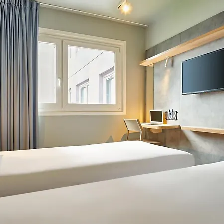 Ibis Budget Paris Porte D'aubervilliers 酒店 2*