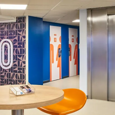 Ibis Budget Paris Porte D'aubervilliers Hotel 2*