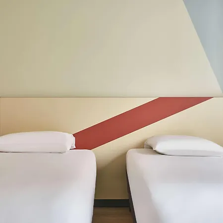 Ibis Budget Paris Porte D'aubervilliers Hotel