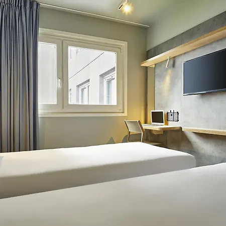 Hotel Ibis Budget Porte D'aubervilliers