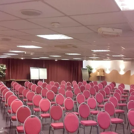 Ibis Budget Paris Porte D'aubervilliers 2*