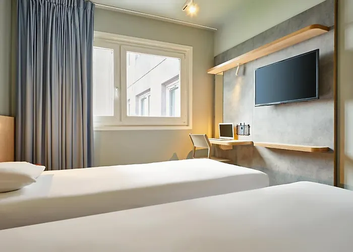 Ibis Budget Paris Porte D'aubervilliers Hotel 2*