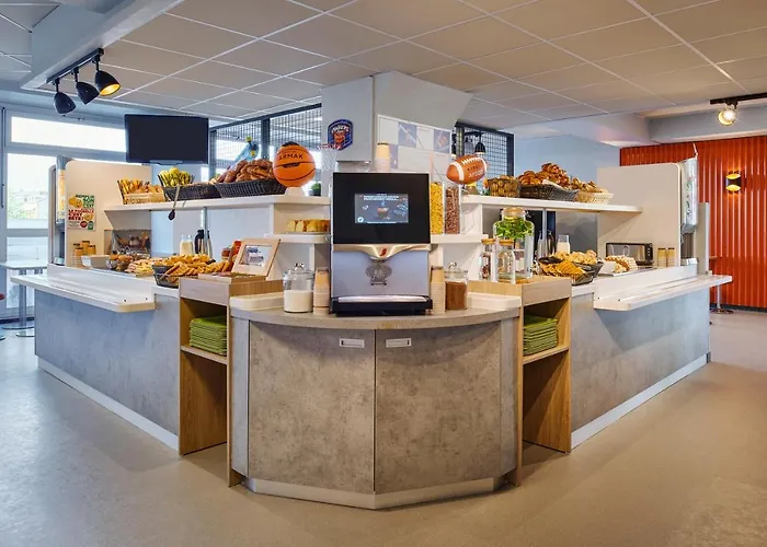 Hotel Ibis Budget Paris Porte D'aubervilliers 2*