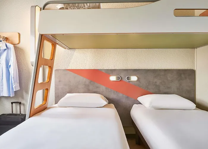 Ibis Budget Paris Porte D'aubervilliers Hotel 2*